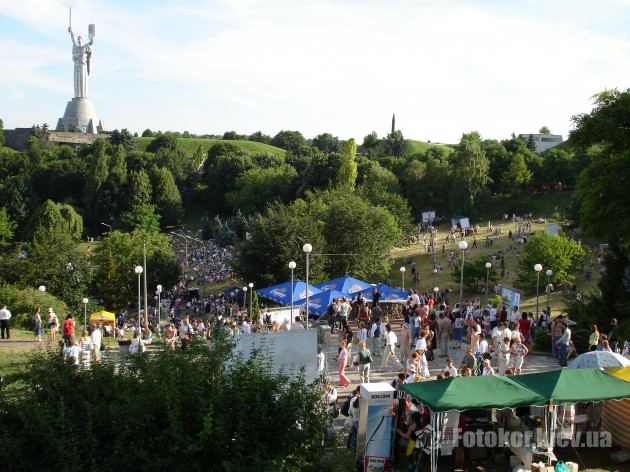   2006