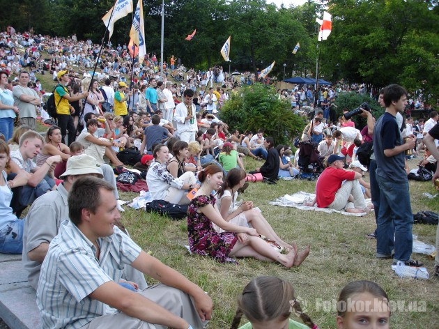   2006