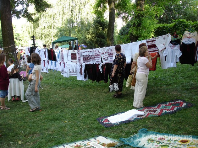   2006
