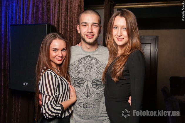 Facebook Party    Ventura Lux