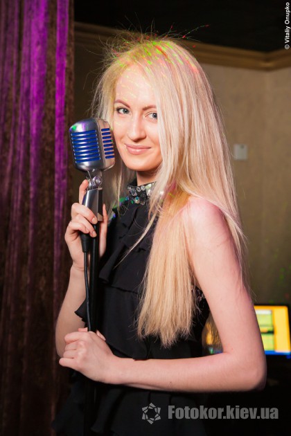 Facebook Party    Ventura Lux