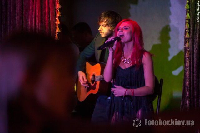 Rock Party with Tania Berq: Live Sound!