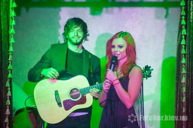 Rock Party with Tania Berq: Live Sound!