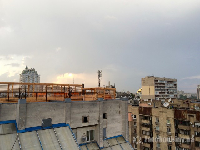 Alloise     Roof