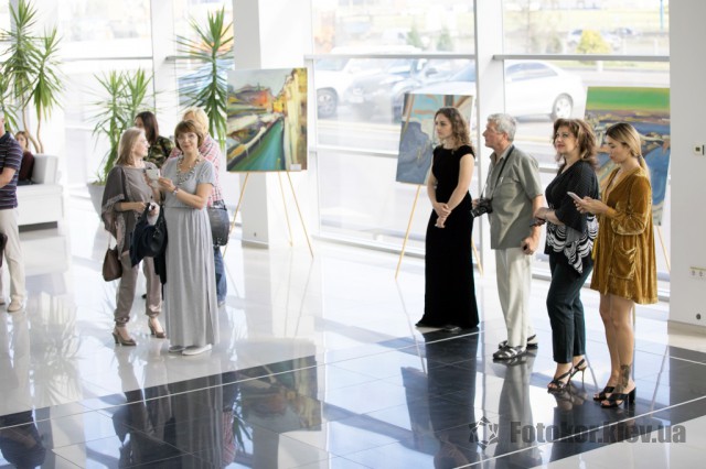 В арт-пространстве Lera Litvinova Gallery открылась персональная выставка молодого полтавского художника Юрия Шаповала «Лето. Insight». В арт-пространстве Lera Litvinova Gallery открылась персональная выставка молодого полтавского художника Юрия Шаповала «Лето. Insight».
